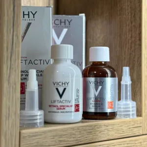 VICHY Retinol serum i Vitamin C serum