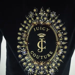 Juicy couture crni duks na zakopcavanje