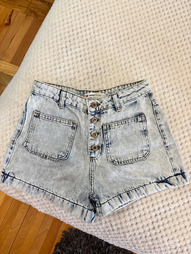 KOTON šorts