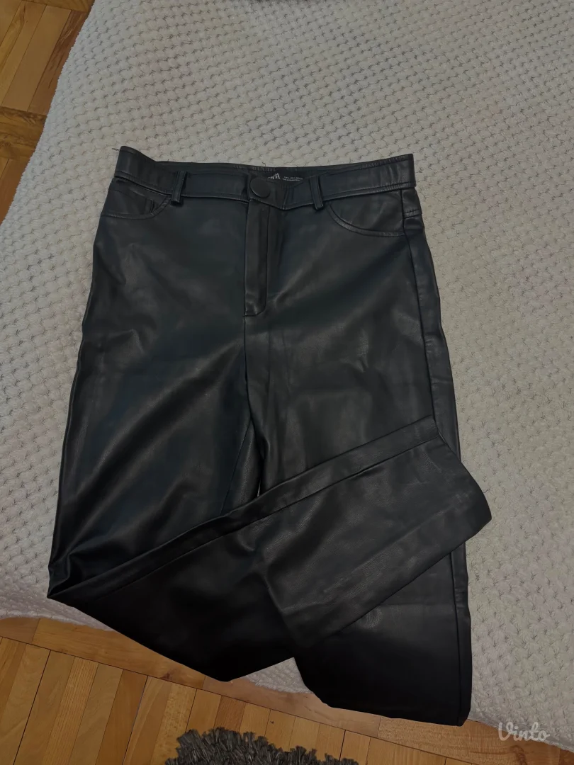 ZARA faux leather pantalone