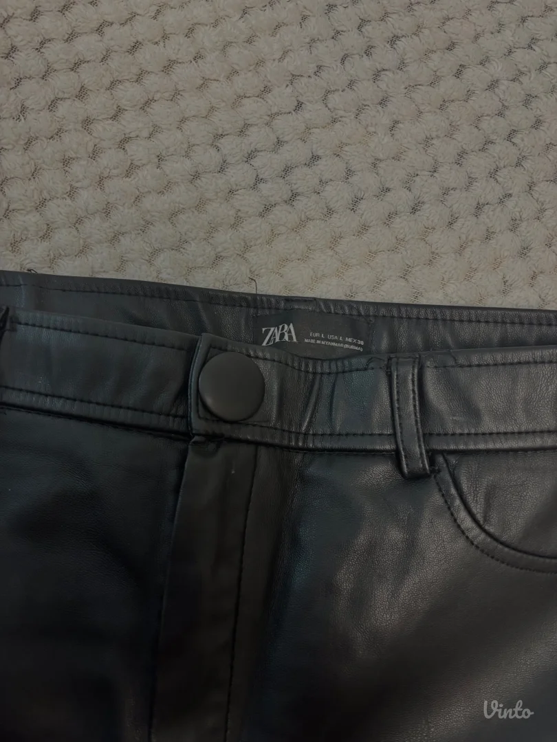 ZARA faux leather pantalone
