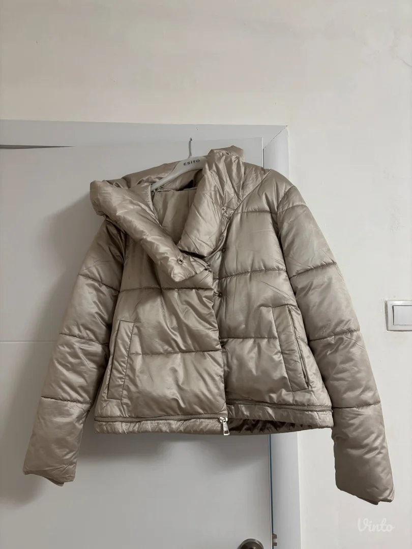 Zimska jakna,moze biti duza i kraca