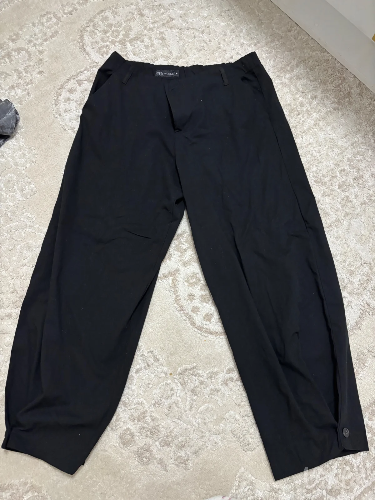 Nove Zara pantalone