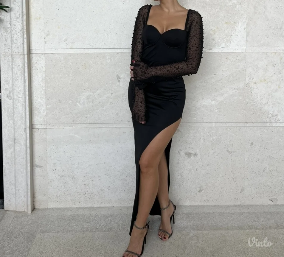 Crna svečana haljina