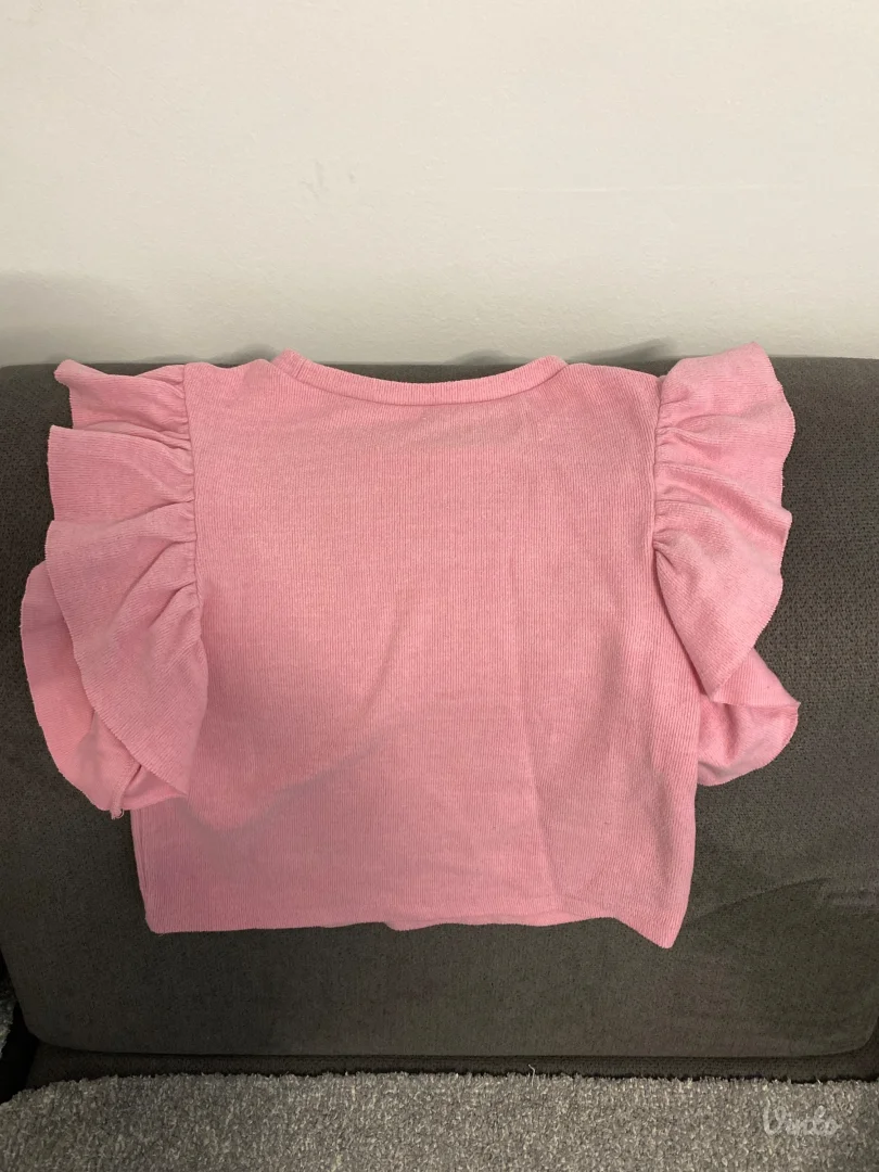 Zara atraktivna pink majica sa puf rukavima