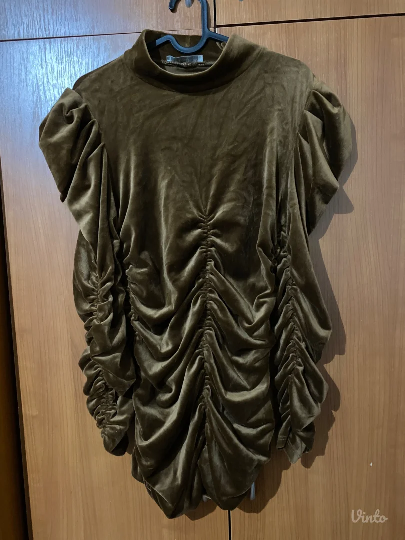 Prelepa braon plišana haljina