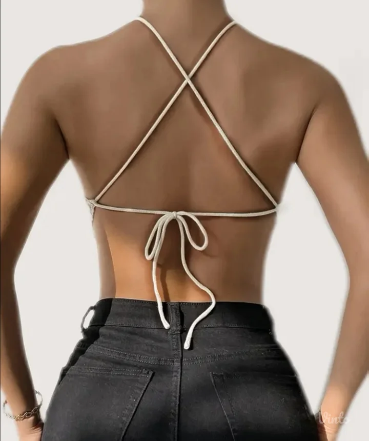 Shein top gola leđa