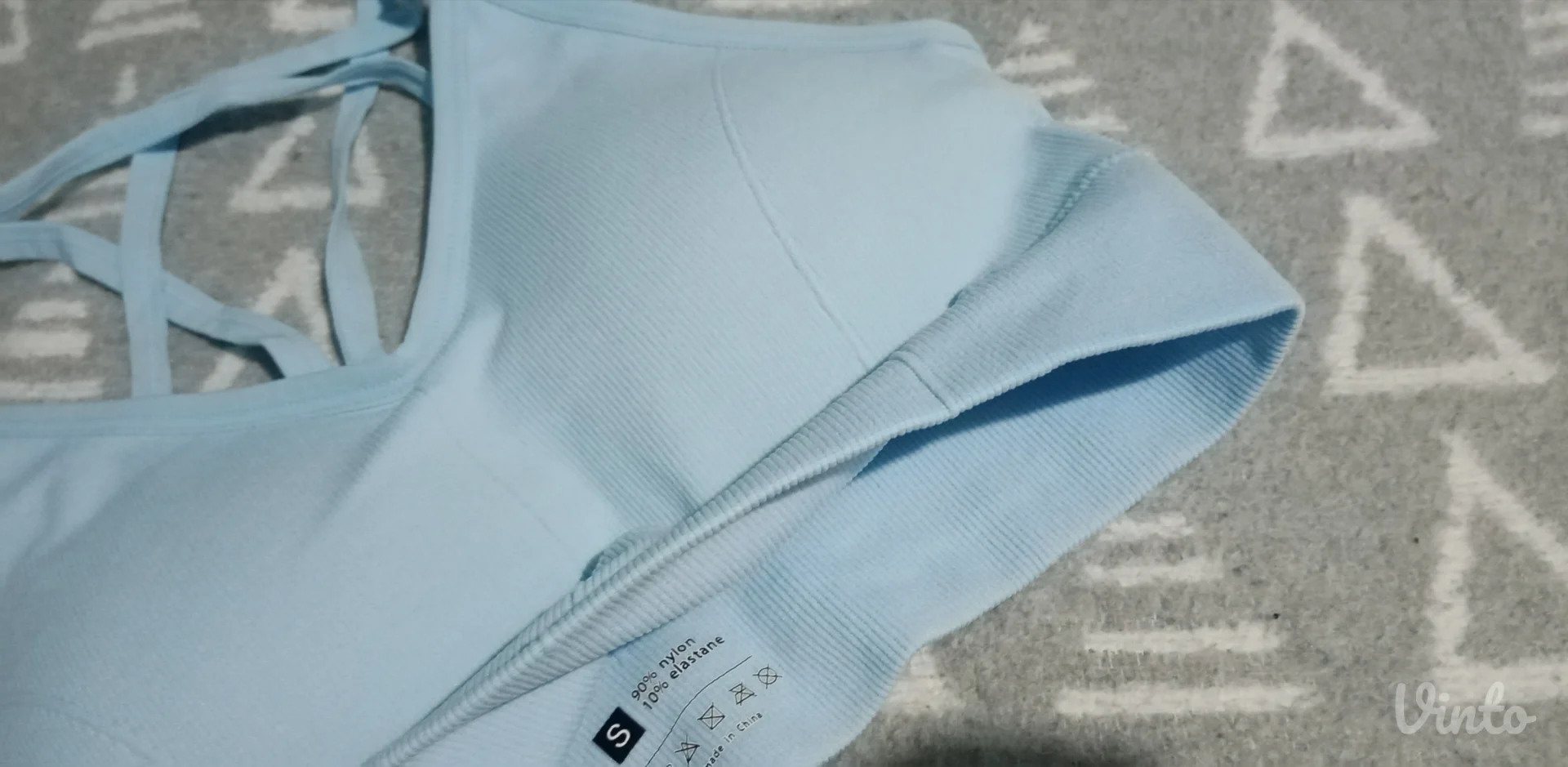 Shein top za trening