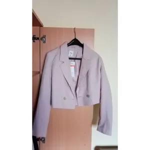 Sinsay lavanda crop sako