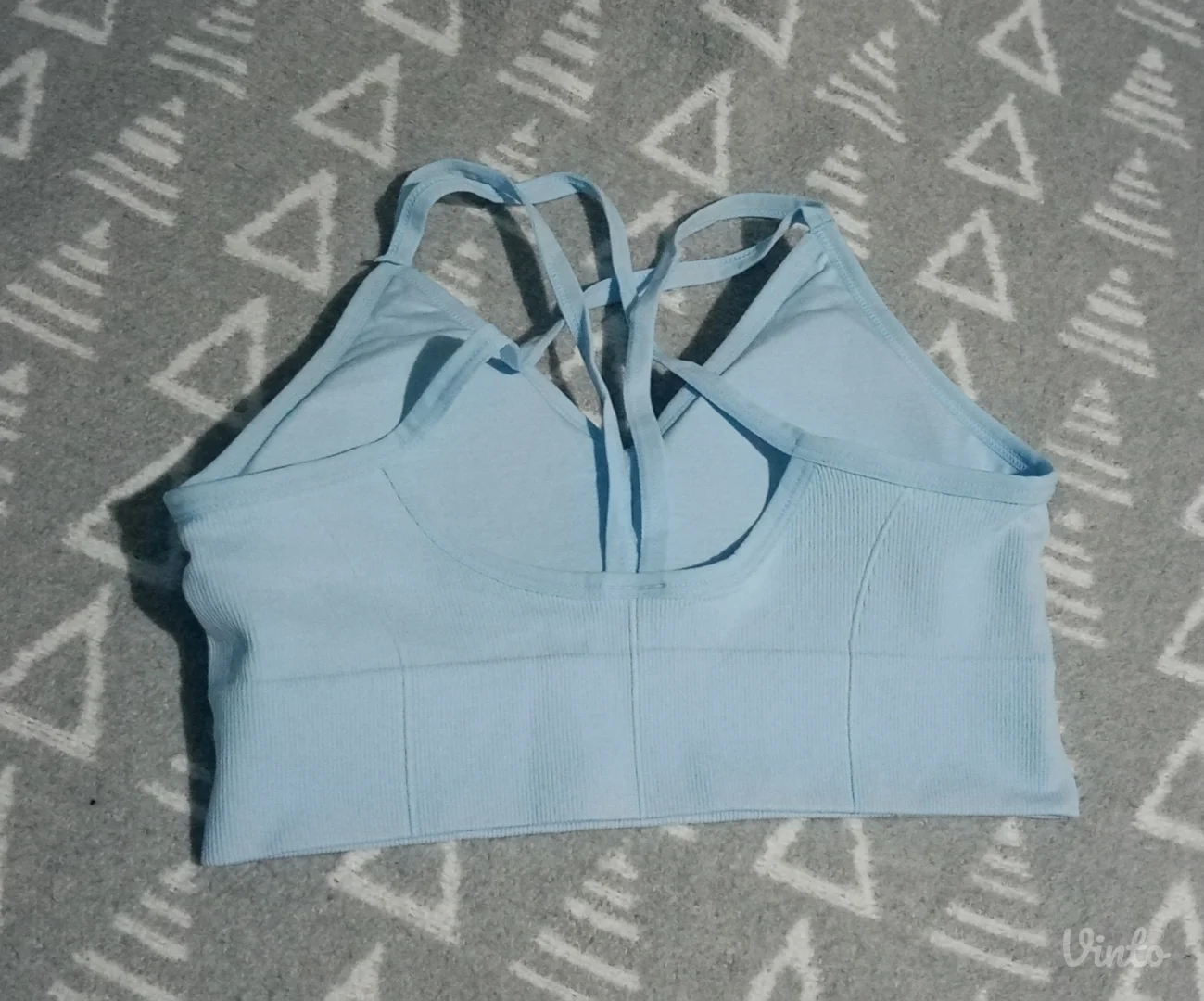 Shein top za trening