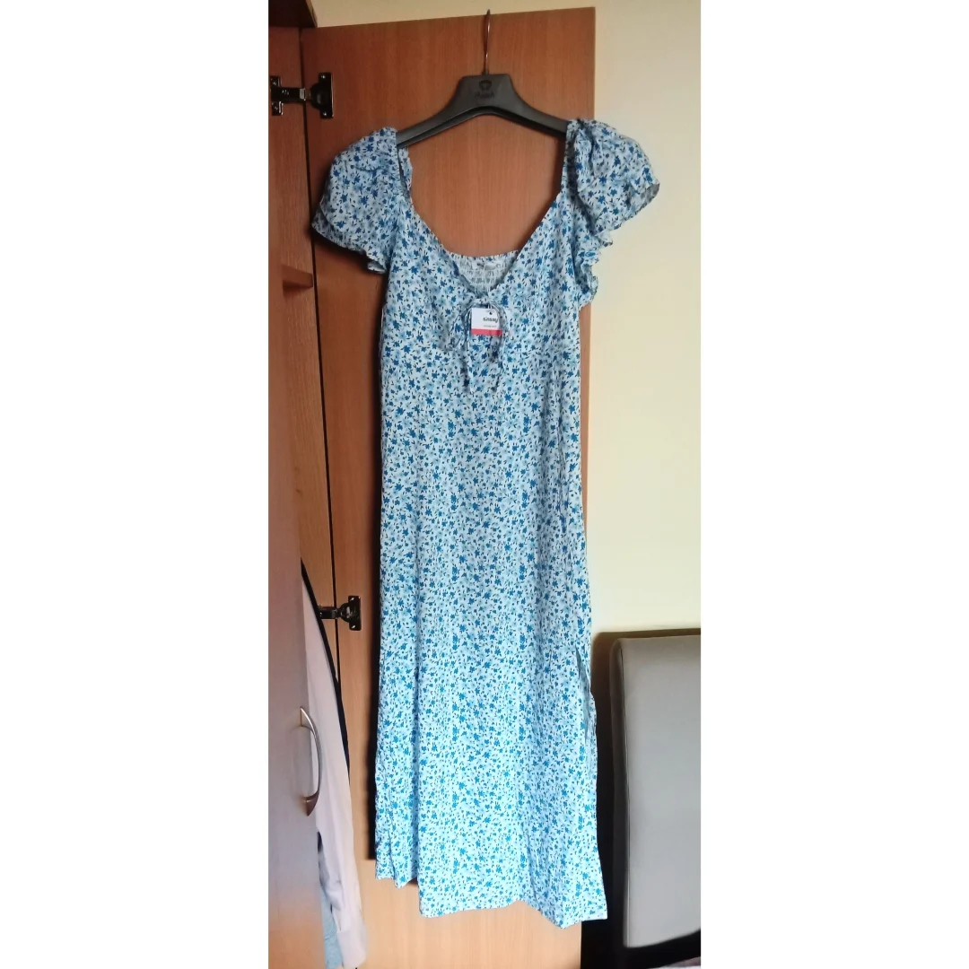 Sinsay cvetna haljinica