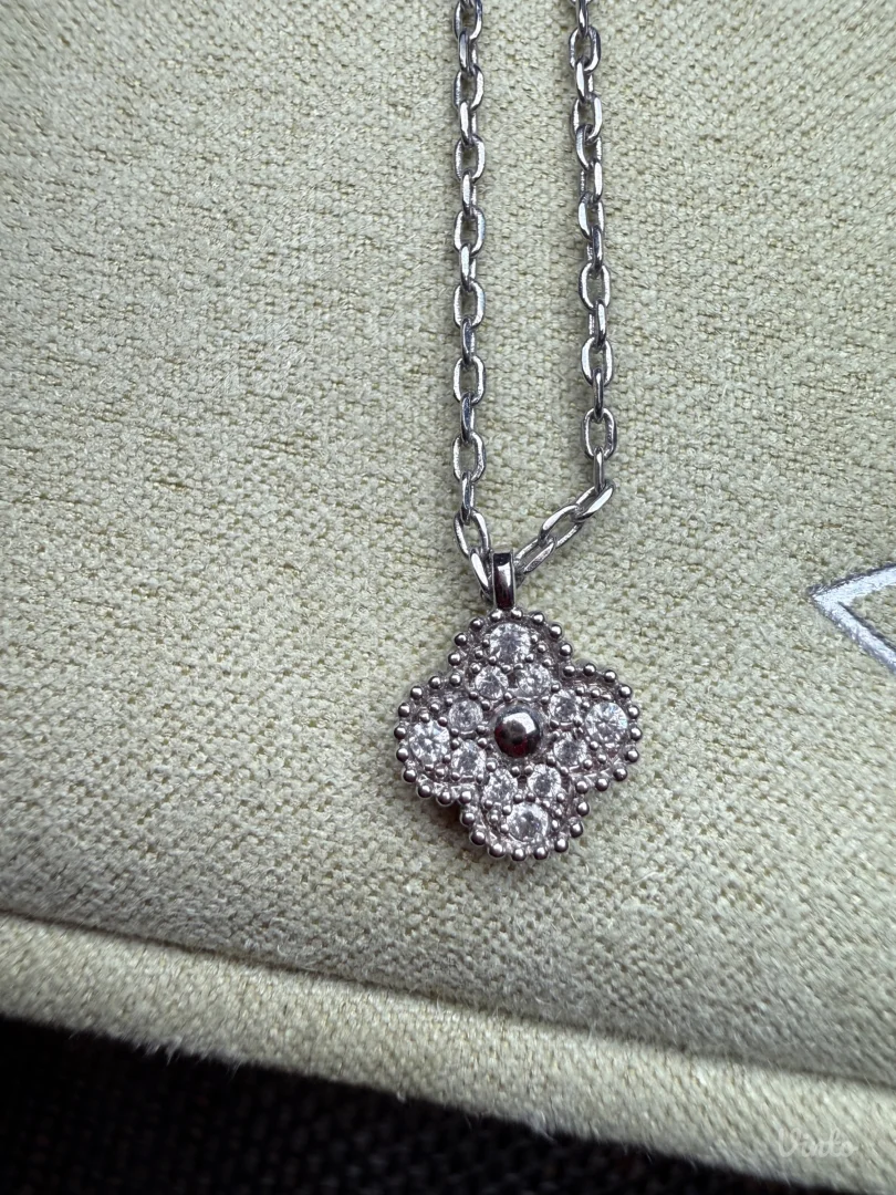 Van Cleef mini ogrlica sa cirkonima