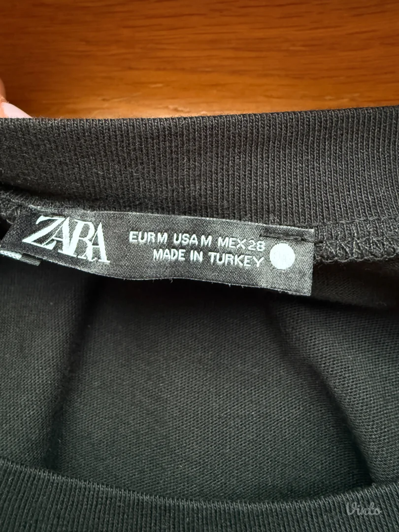 Zara majica sa printom (nenosena)