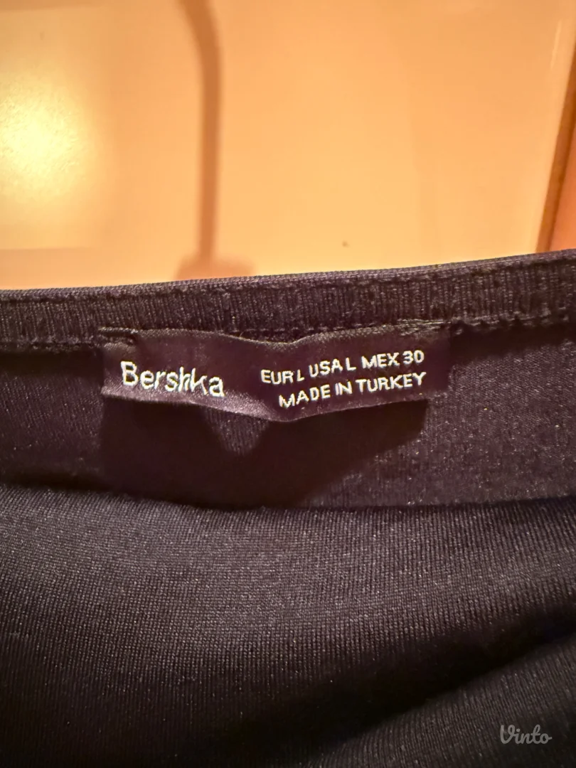 Bershka crop top (nov)