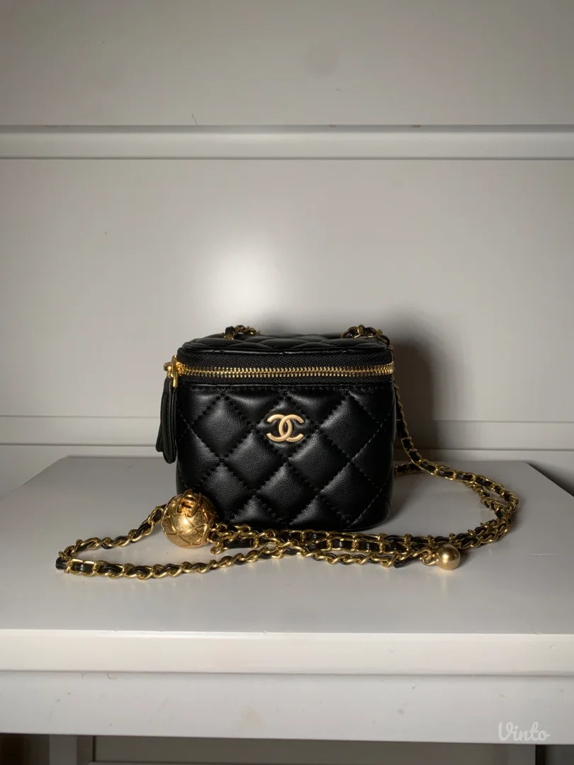 Chanel mini vanity torbica