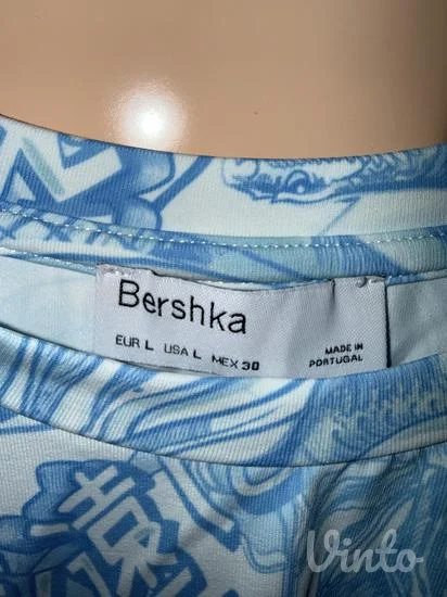 Bershka majica (nenosena)