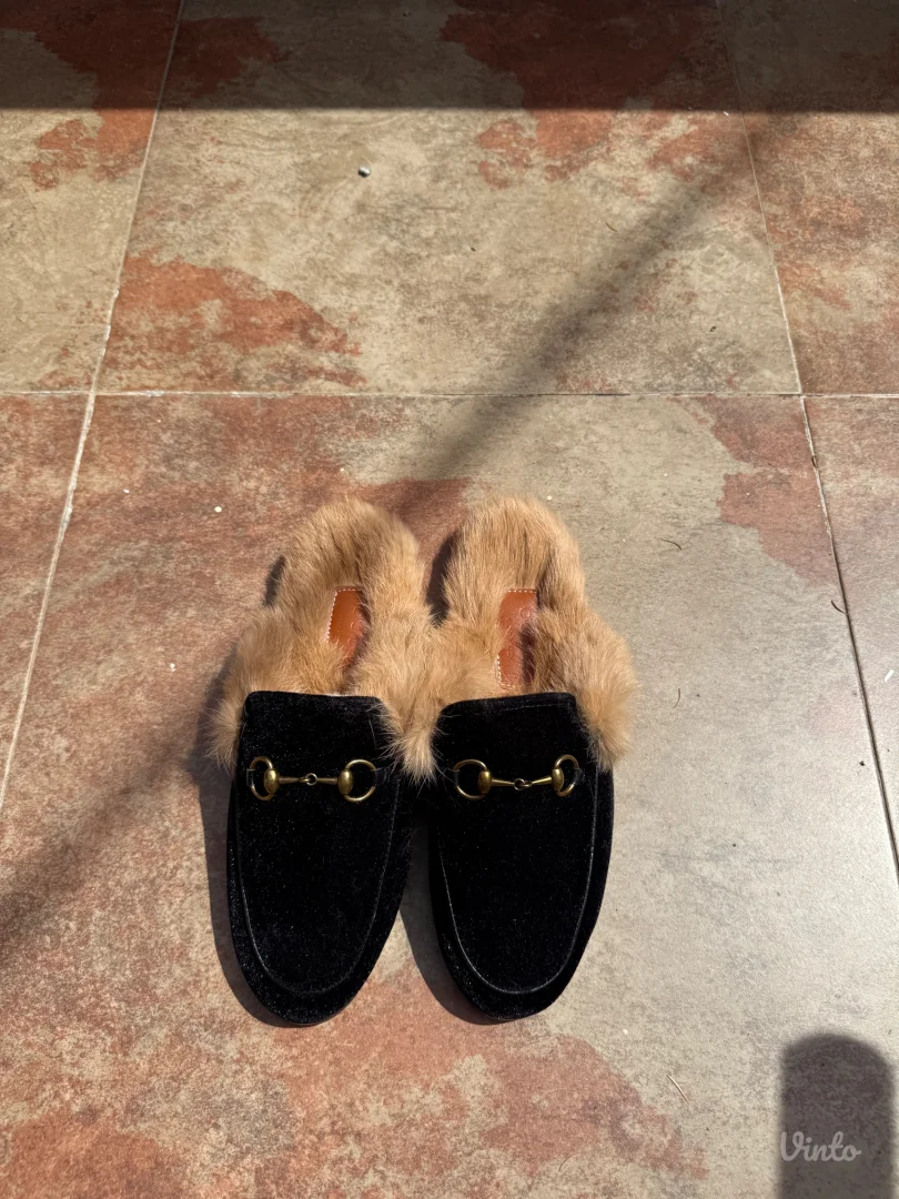 Gucci mokasine sa krznom