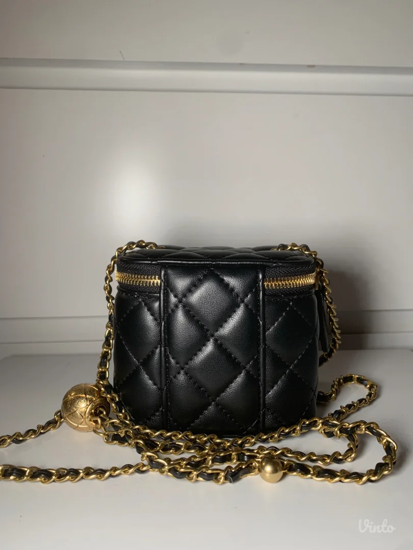 Chanel mini vanity torbica