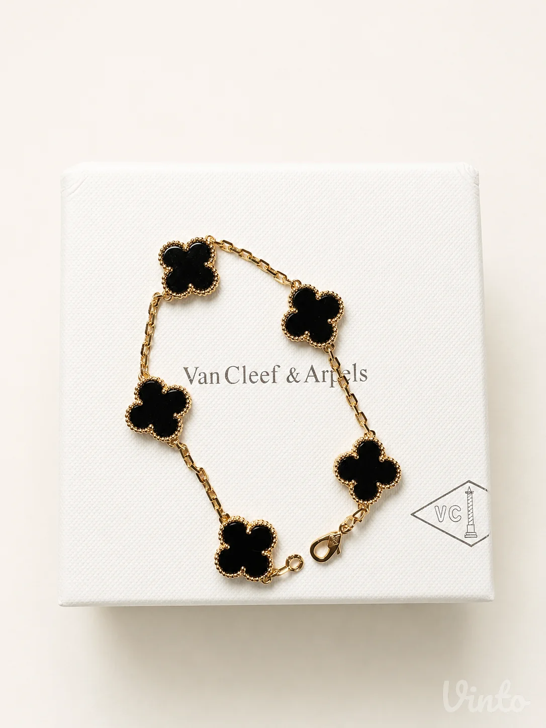 Van Cleef crna narukvica