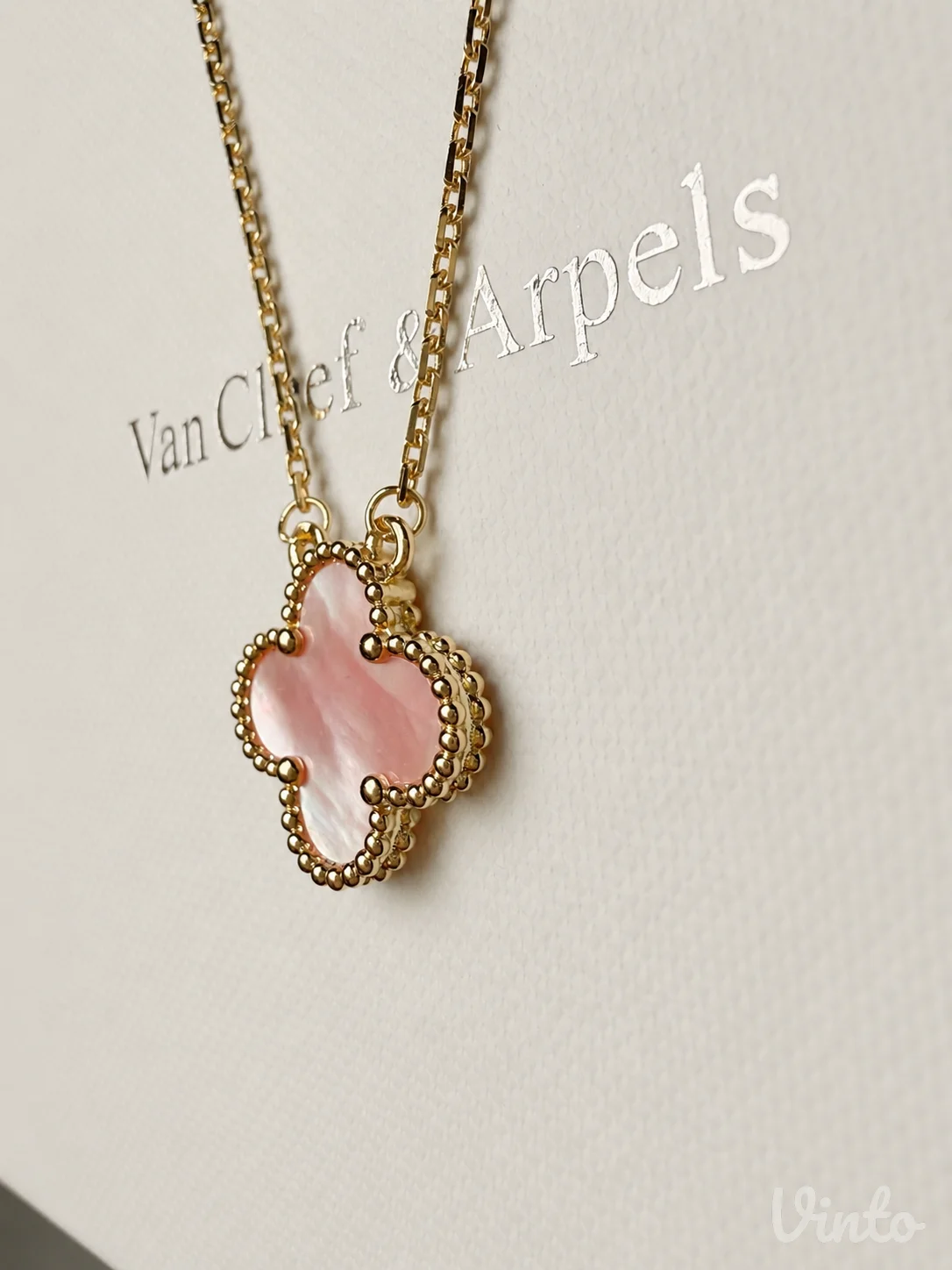 Van Cleef roze ogrlica
