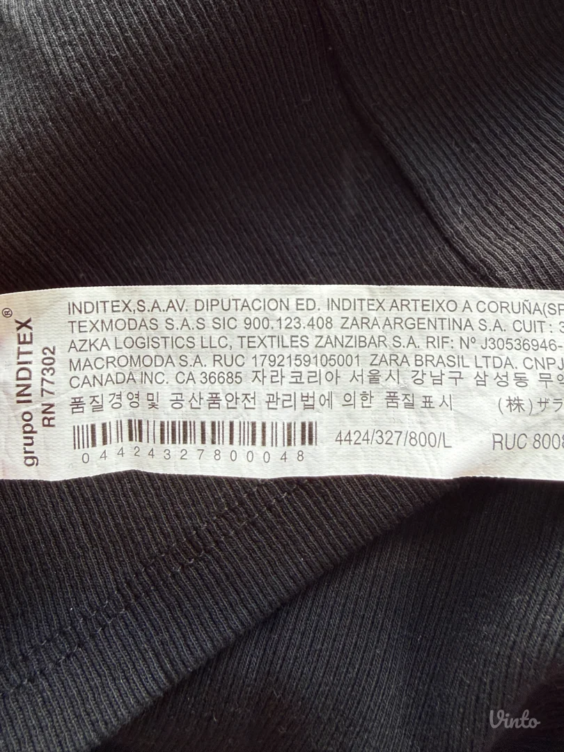 Zara majica (nenosena)