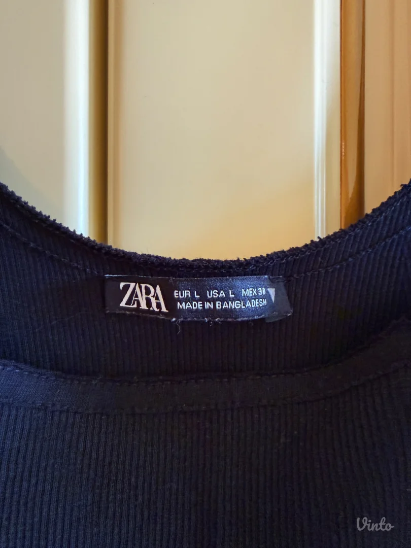 Zara majica (nenosena)