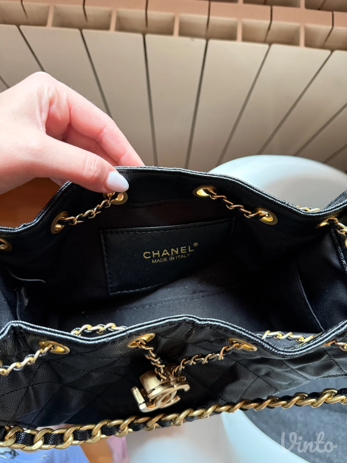 Chanel mini hobo tasna