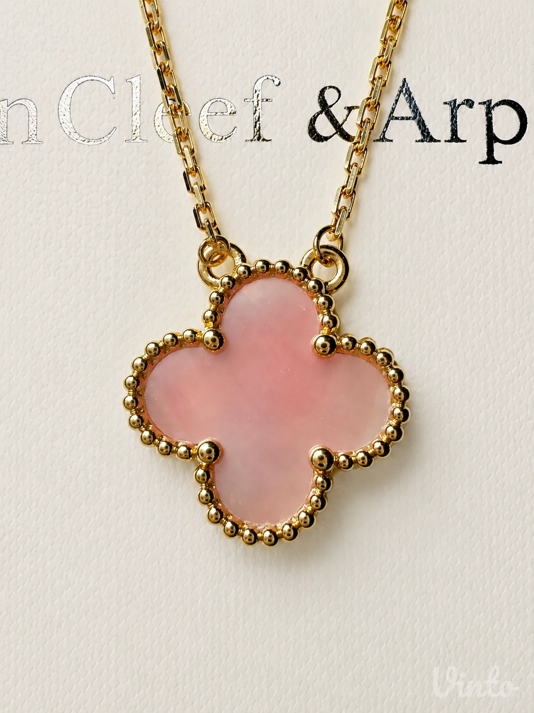 Van Cleef roze ogrlica