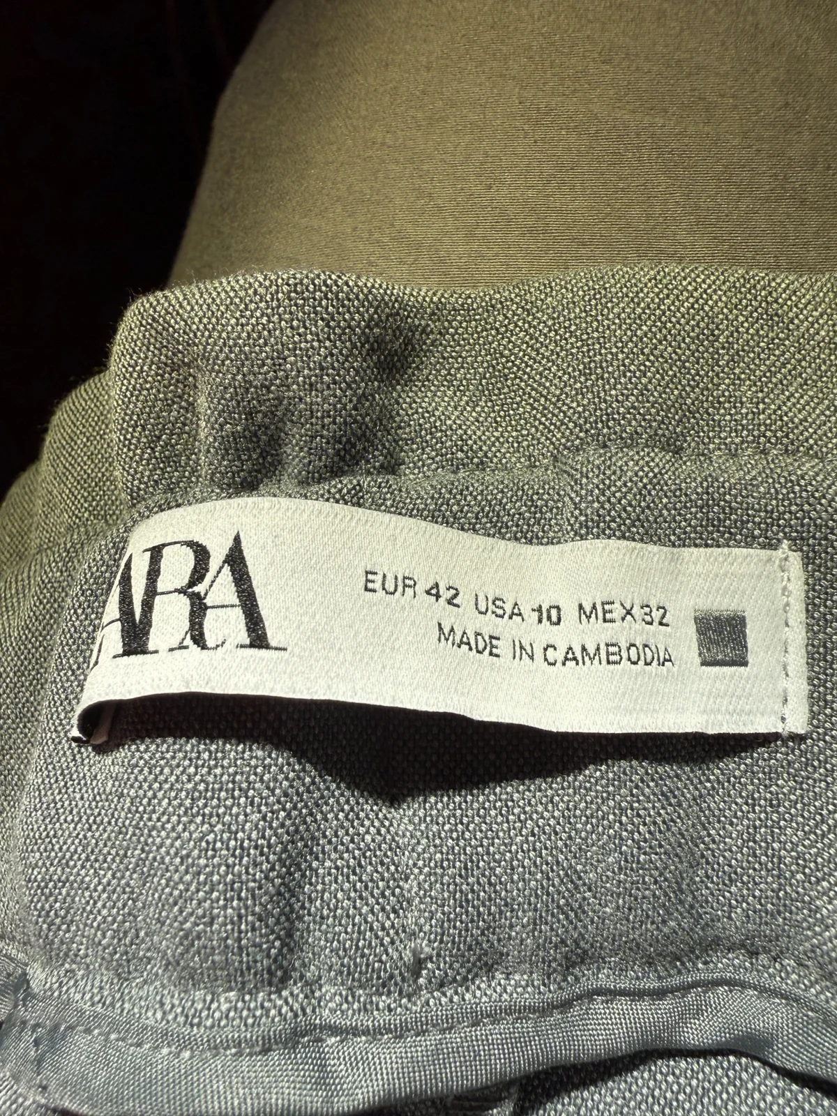 Zara cargo pantalone (nenosene)