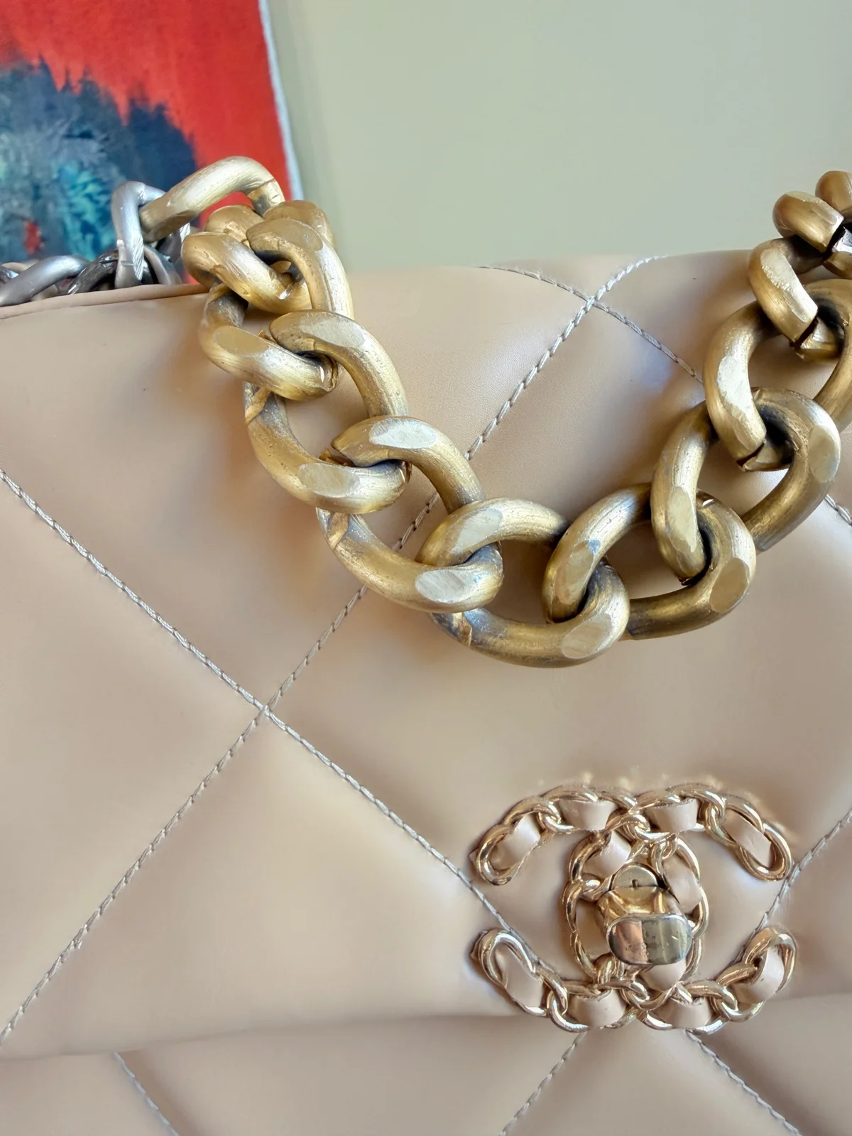 Chanel tasna
