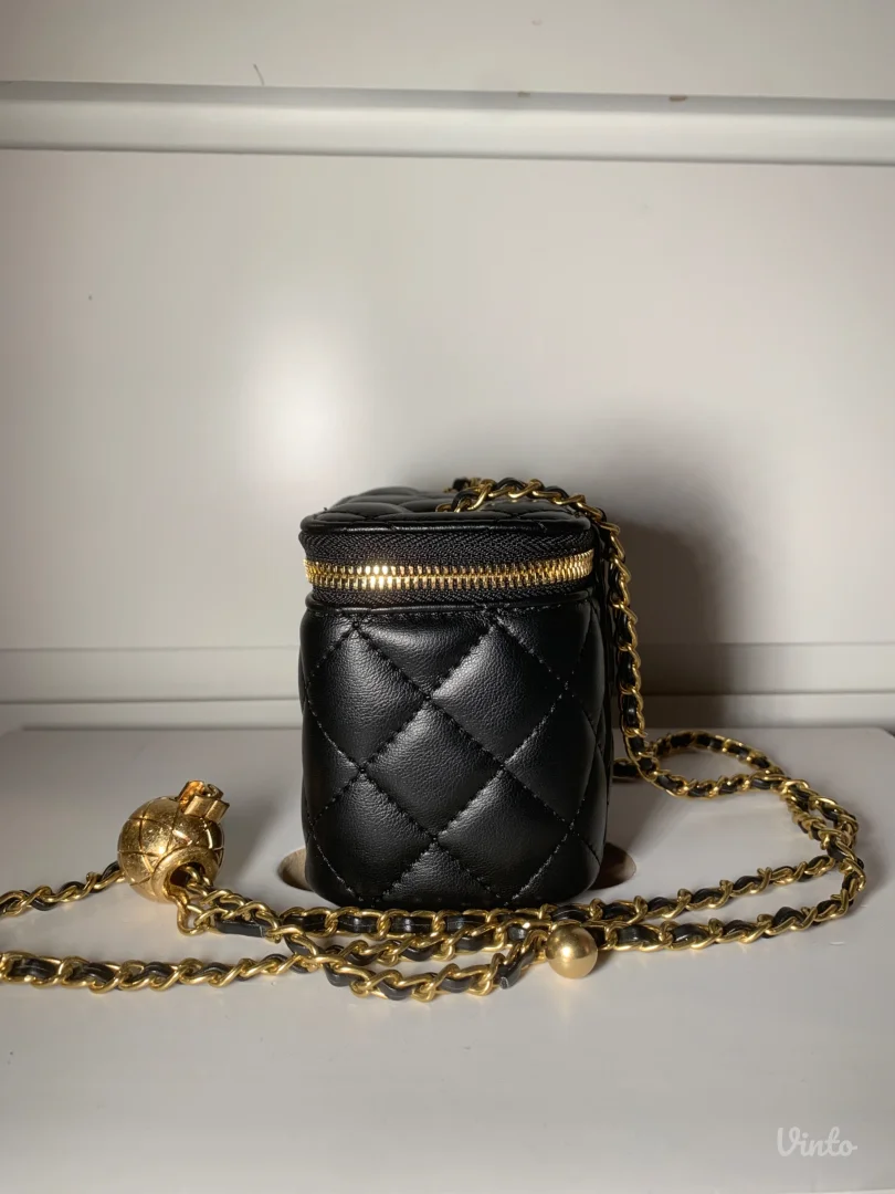 Chanel mini vanity torbica