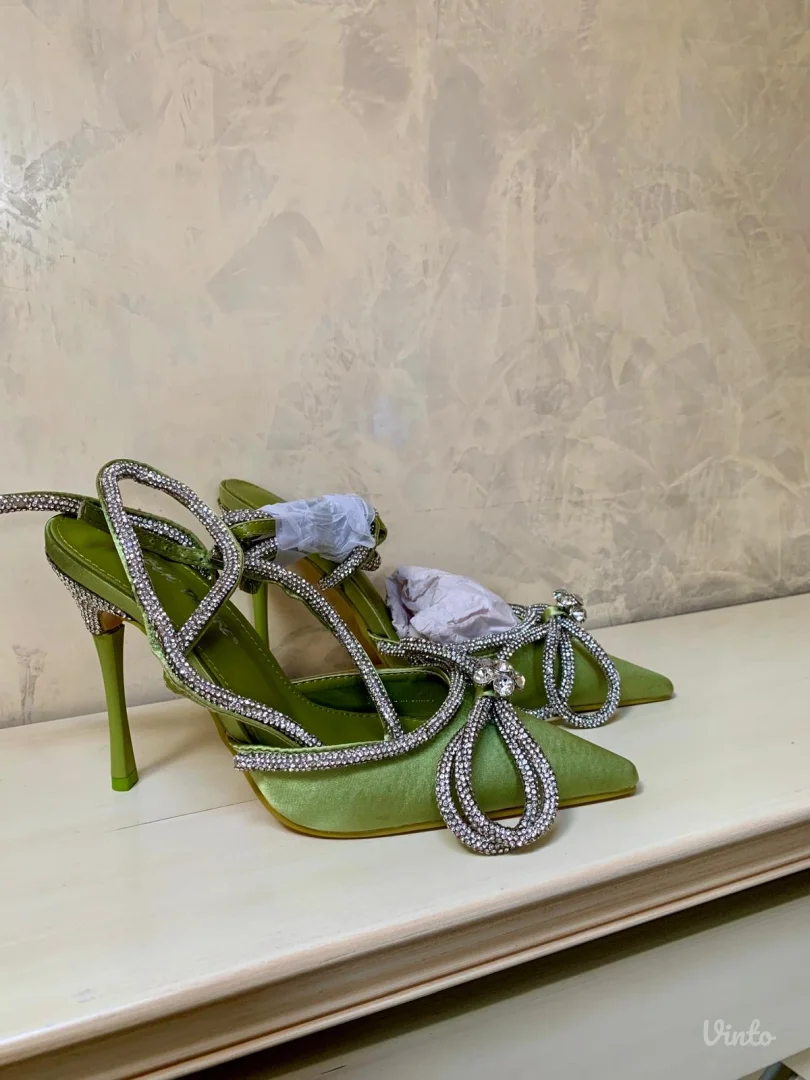 Stikle sa masnom (nove)