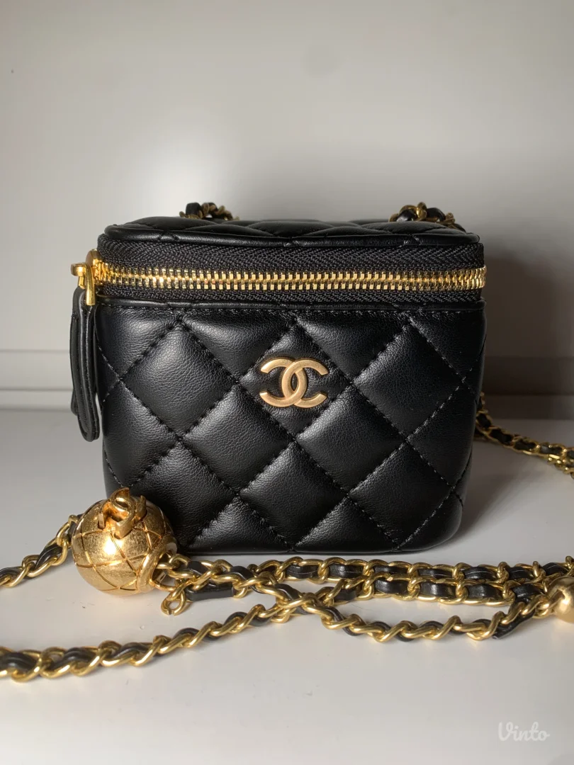 Chanel mini vanity torbica