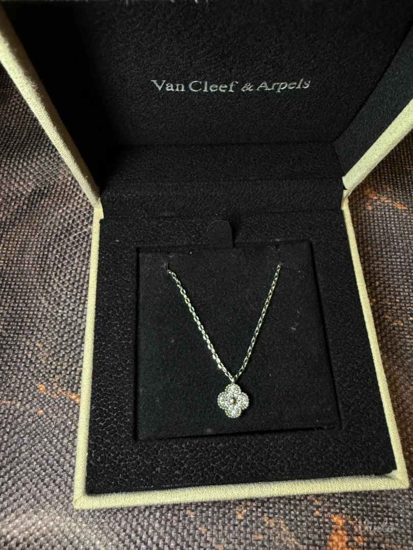 Van Cleef mini ogrlica sa cirkonima