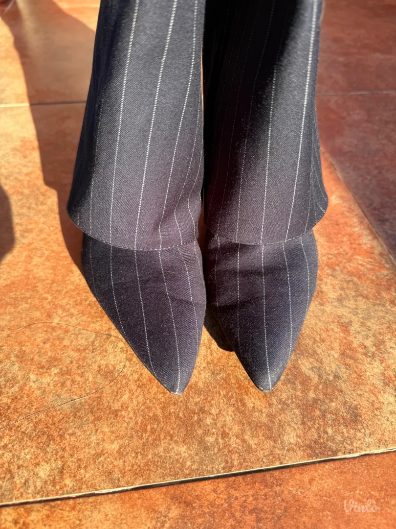 Zara cizme sa stiklom