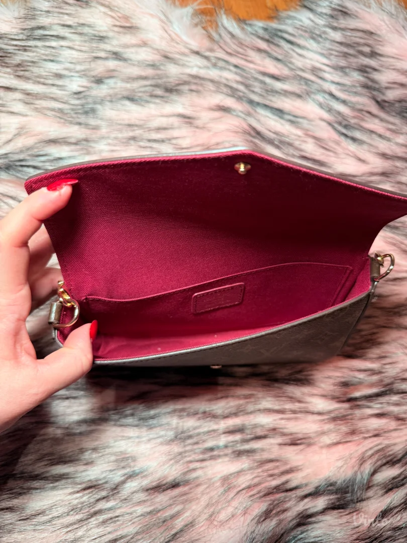 Louis Vuitton Pochette Felicie torbica