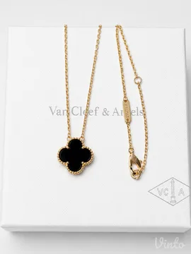 Van Cleef crna rose gold ogrlica