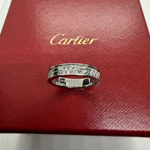 Cartier love prsten sa cirkonima