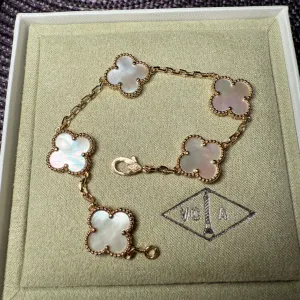 Van Cleef narukvica sa detelinama