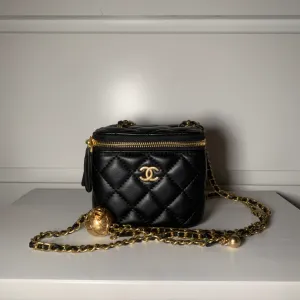Chanel mini vanity torbica