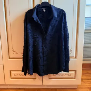 H&M cipkana kosulja (nova)