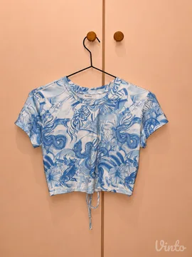 Bershka majica (nenosena)