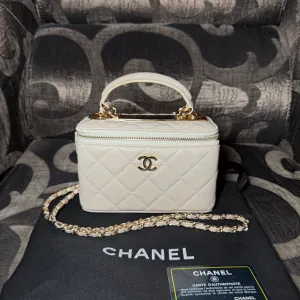 Chanel vanity torbica