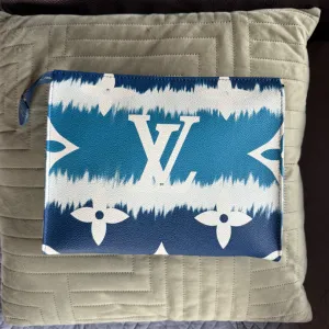 Louis Vuitton neseser