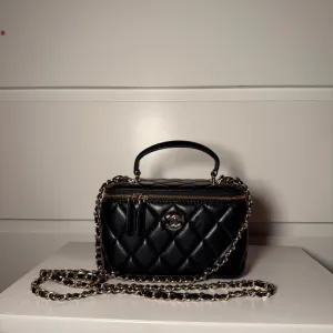 Chanel Vanity torbica