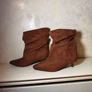 Cizmice sa stiklom (nove)