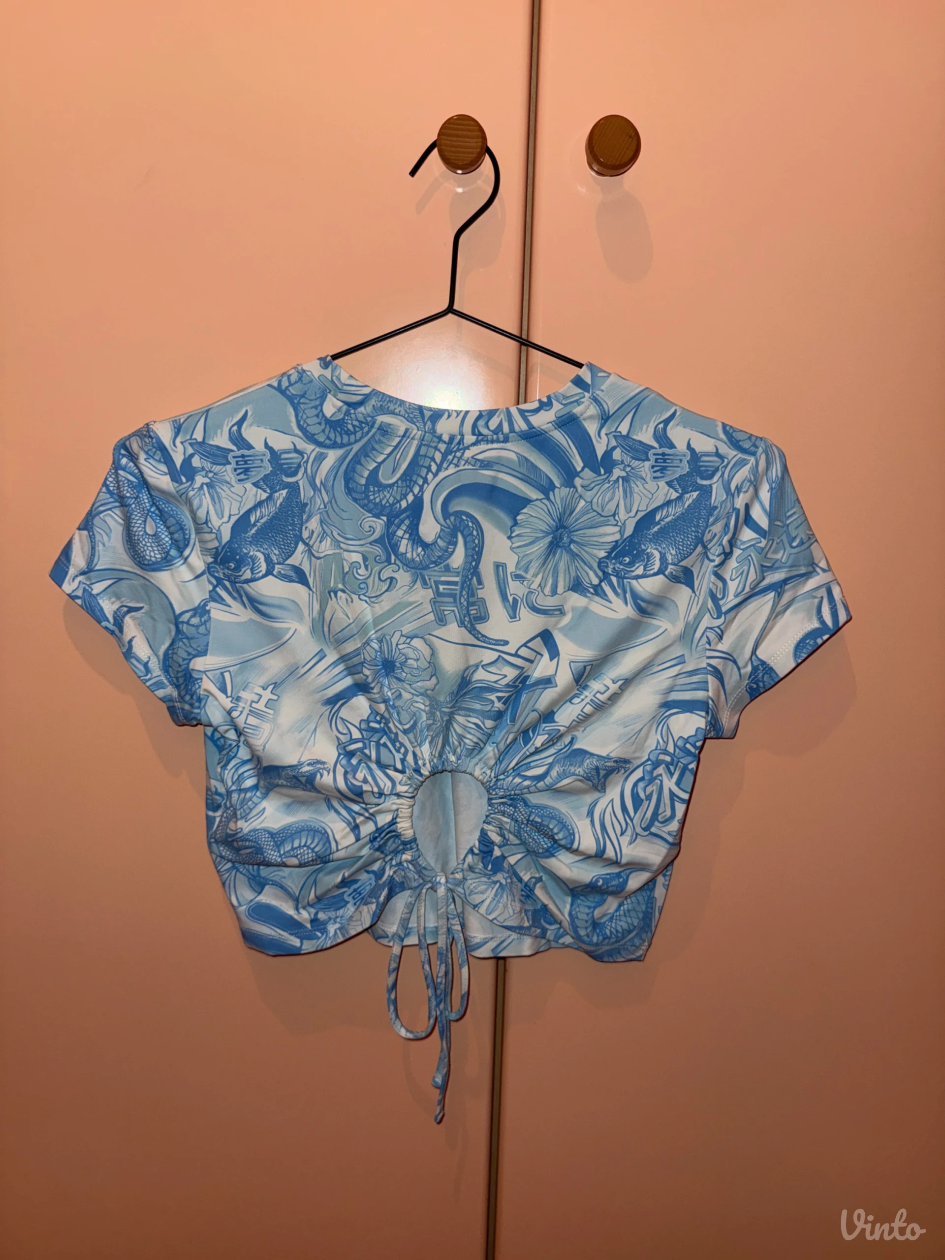 Bershka majica (nenosena)
