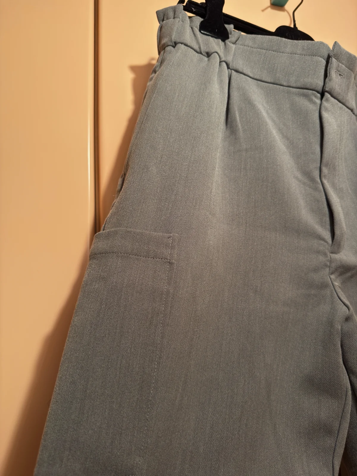 Zara cargo pantalone (nenosene)