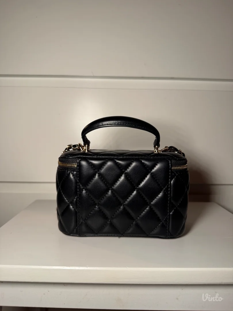 Chanel Vanity torbica