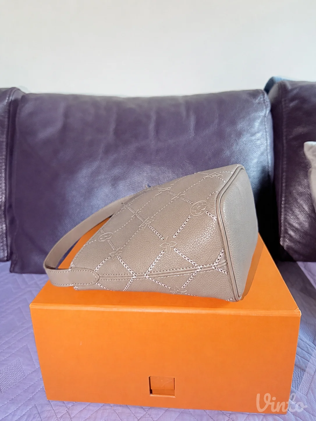 Louis Vuitton bucket torba